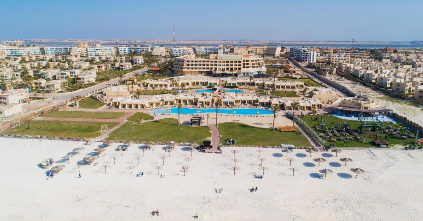 Borg El Arab Beach Resort Extérieur photo Aerial view of the resort