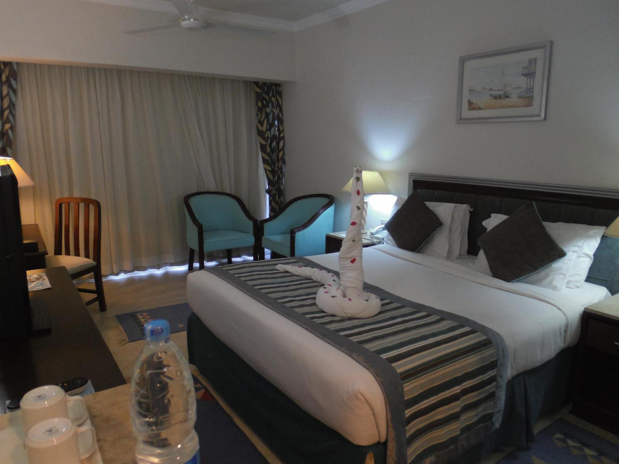 Borg El Arab Beach Resort Extérieur photo A room at the hotel