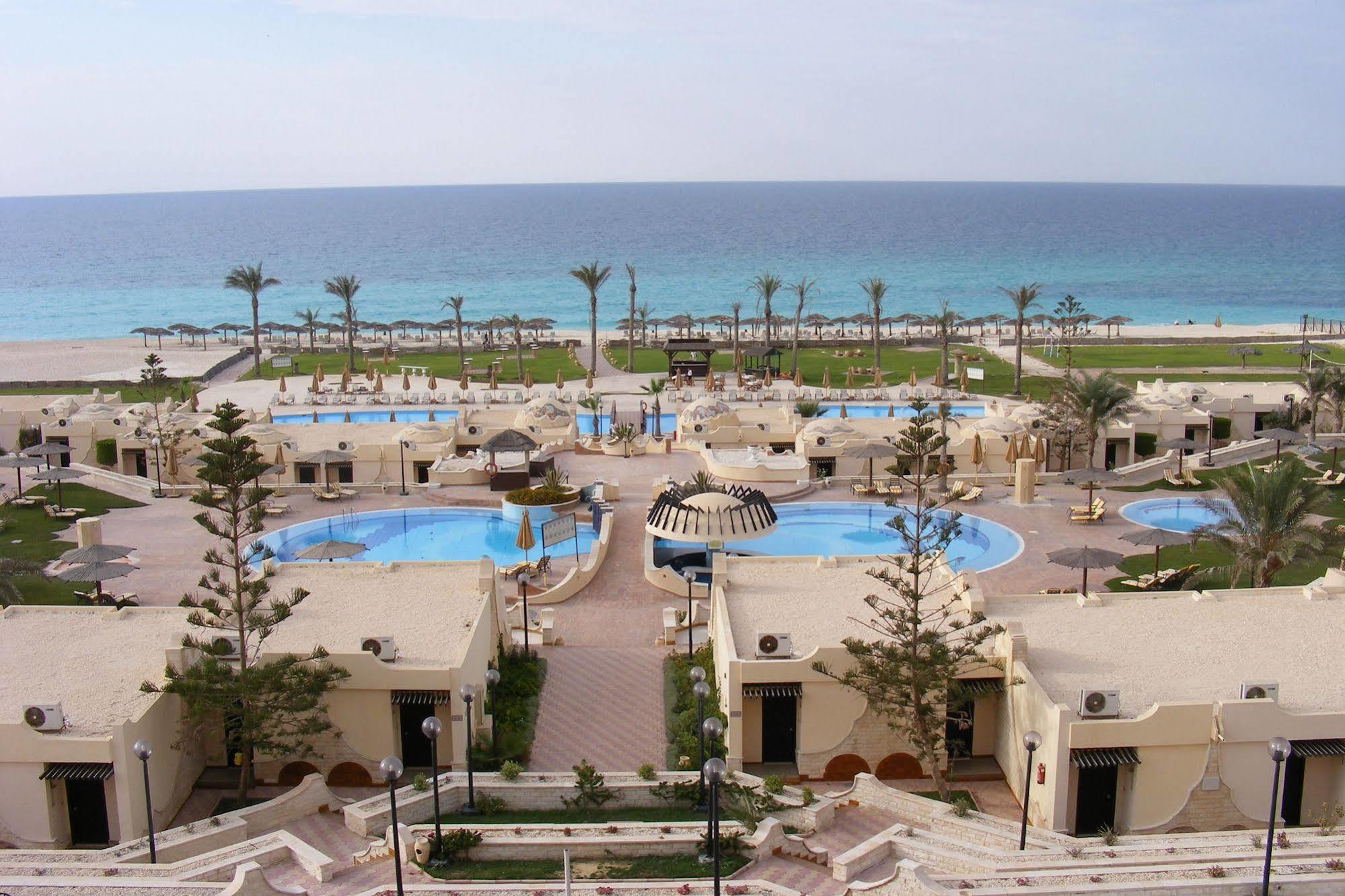 Borg El Arab Beach Resort Extérieur photo El Alamein